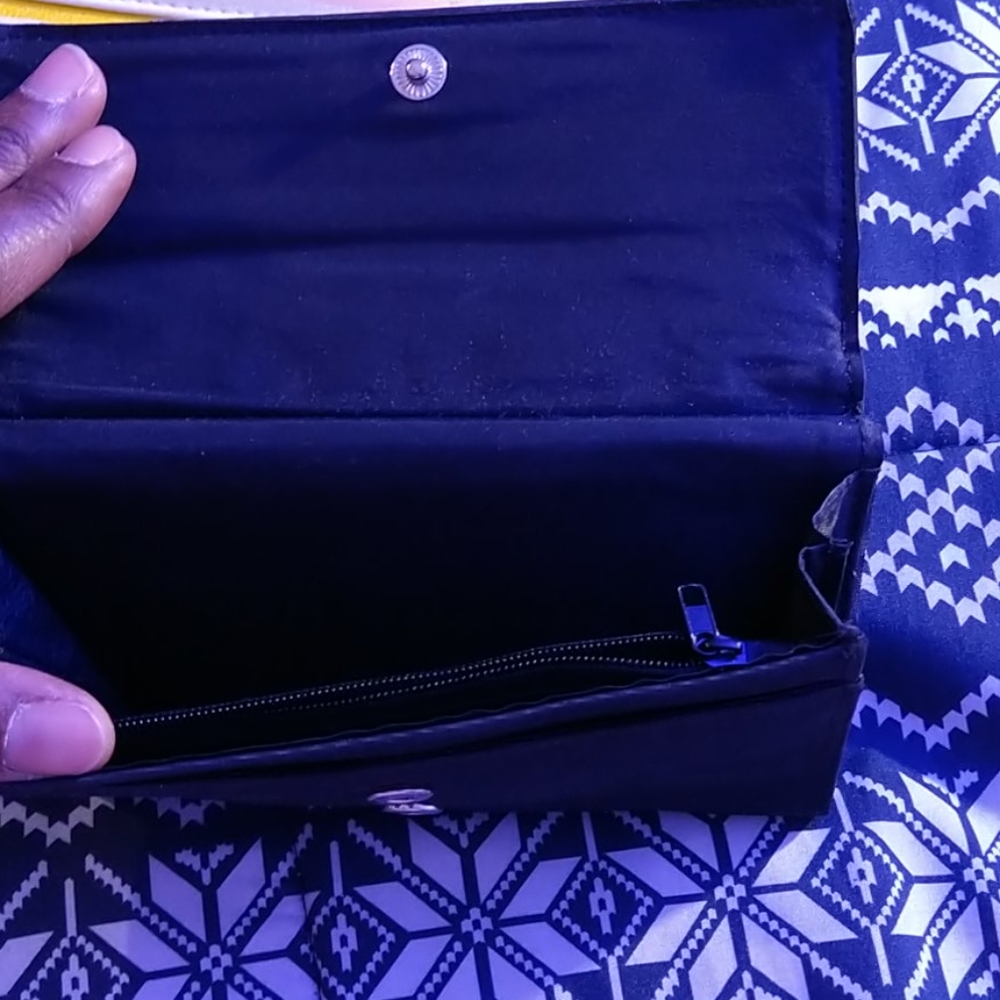 Wallet - Picture 3 of 3